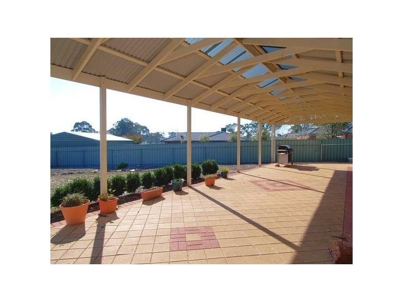 85 Grevillea Way, Woodside SA 5244