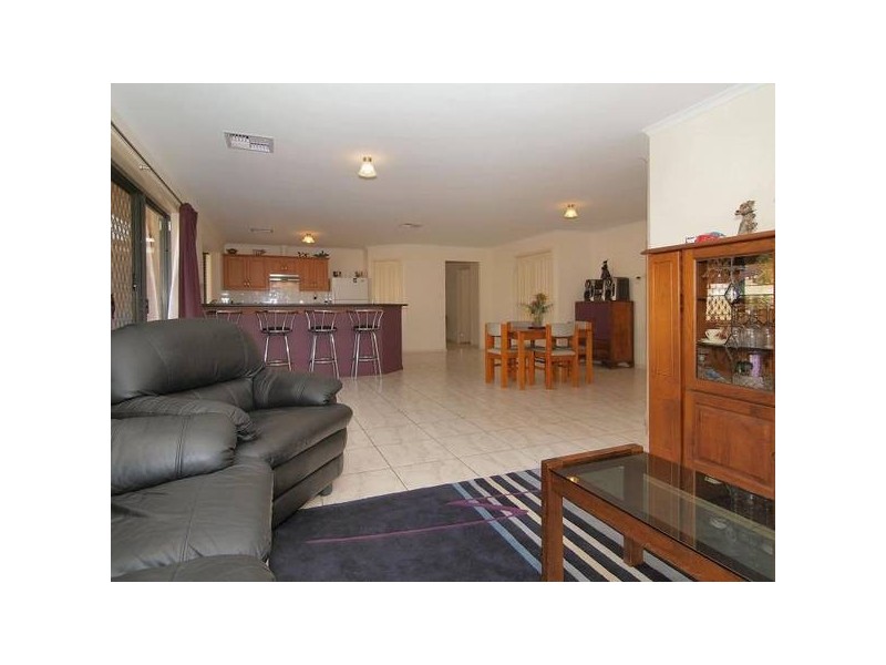 19 St Marks Drive, Woodside SA 5244