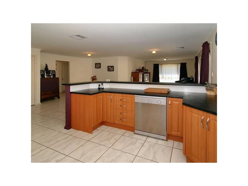 19 St Marks Drive, Woodside SA 5244