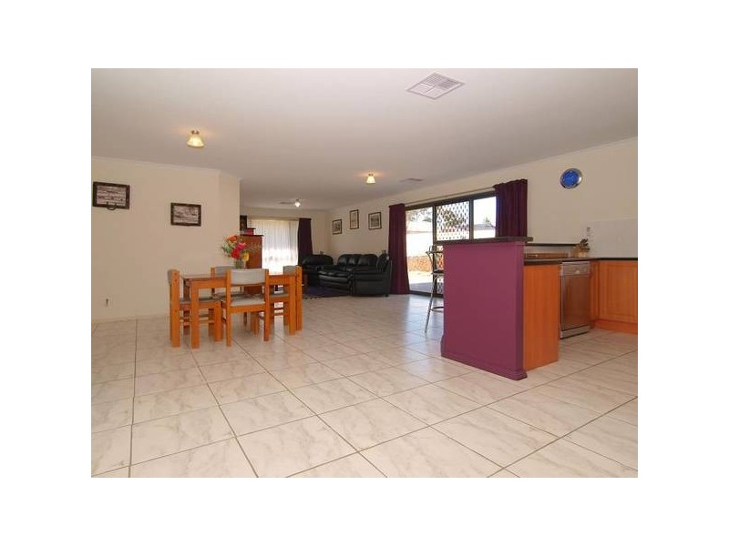 19 St Marks Drive, Woodside SA 5244