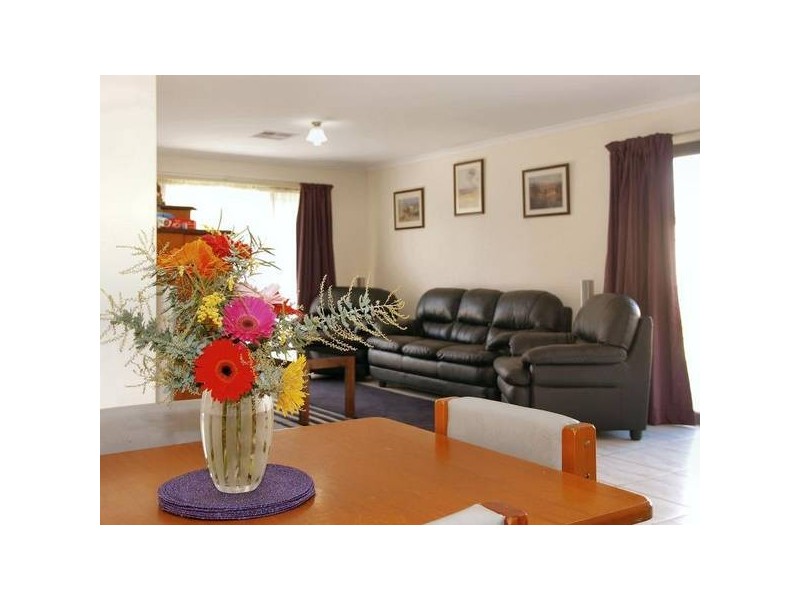 19 St Marks Drive, Woodside SA 5244