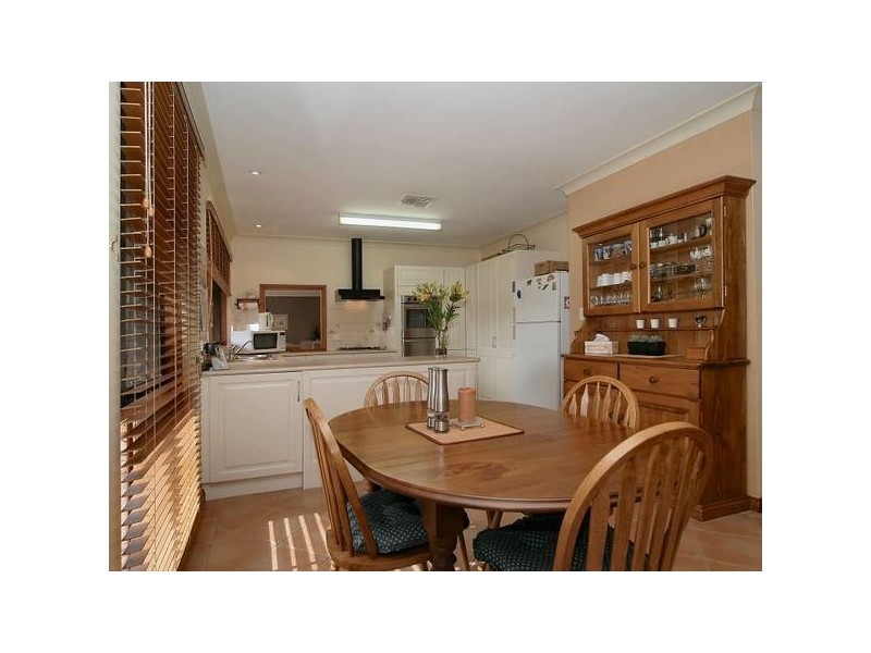 18 Pike Street, Oakbank SA 5243