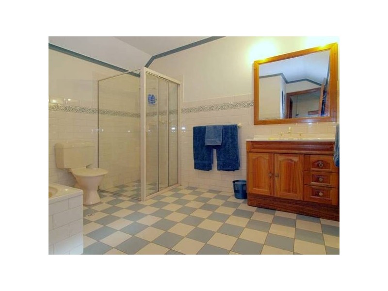 8 Victoria Street, Gumeracha SA 5233