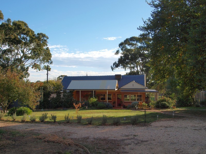 353 Kondoparinga Road MEADOWS VIA, Mount Barker SA 5251