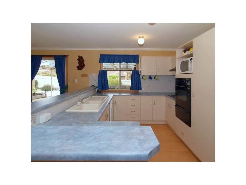 10 Gardenia Drive, Woodside SA 5244