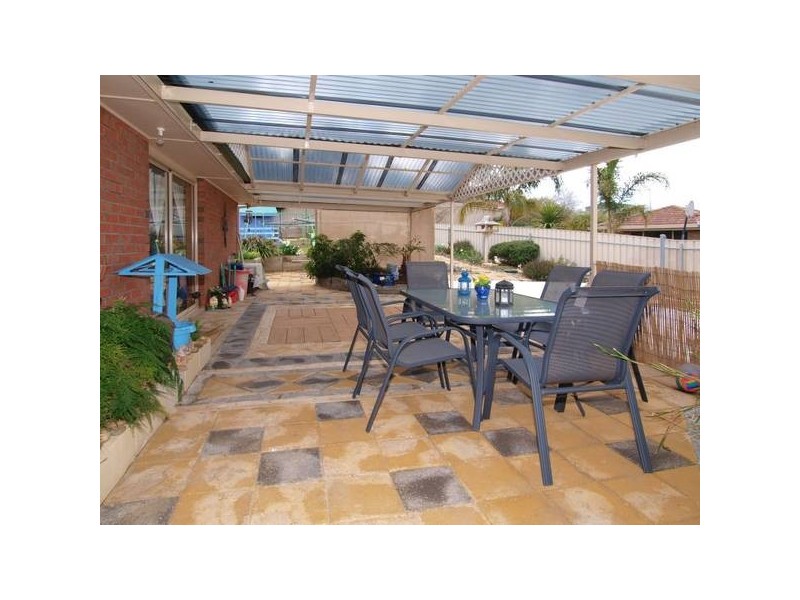 10 Gardenia Drive, Woodside SA 5244