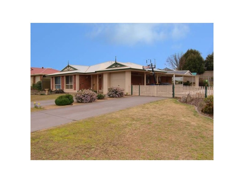 10 Gardenia Drive, Woodside SA 5244