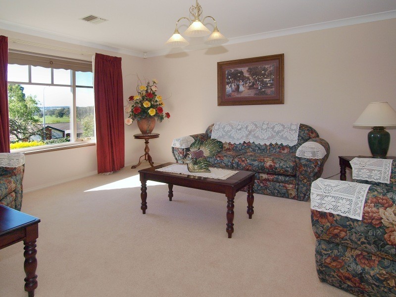 82 Grevillea Way, Woodside SA 5244
