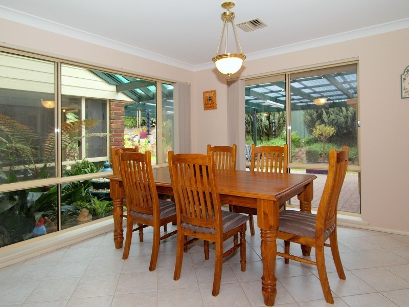 82 Grevillea Way, Woodside SA 5244