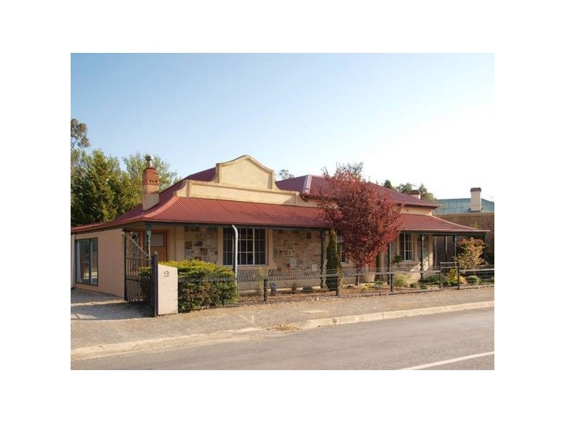 2 Newman Road, Charleston SA 5244