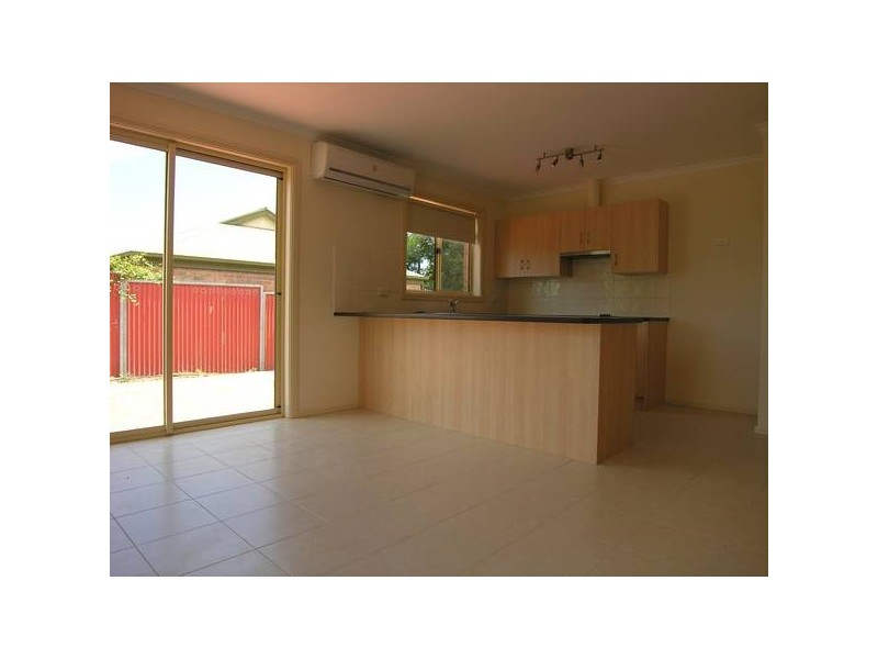 2/6 Victoria Road, Mount Barker SA 5251