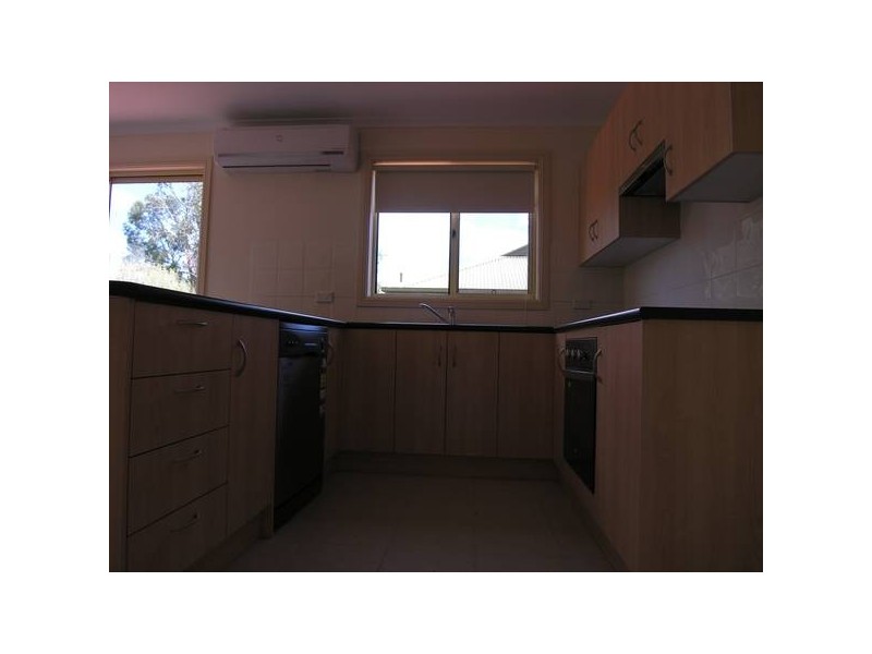 2/6 Victoria Road, Mount Barker SA 5251