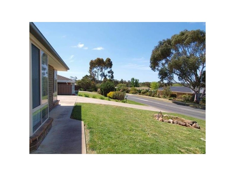 33 Ray Orr Drive, Mount Barker SA 5251