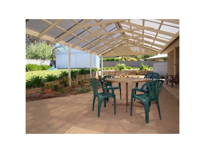 33 Ray Orr Drive, Mount Barker SA 5251