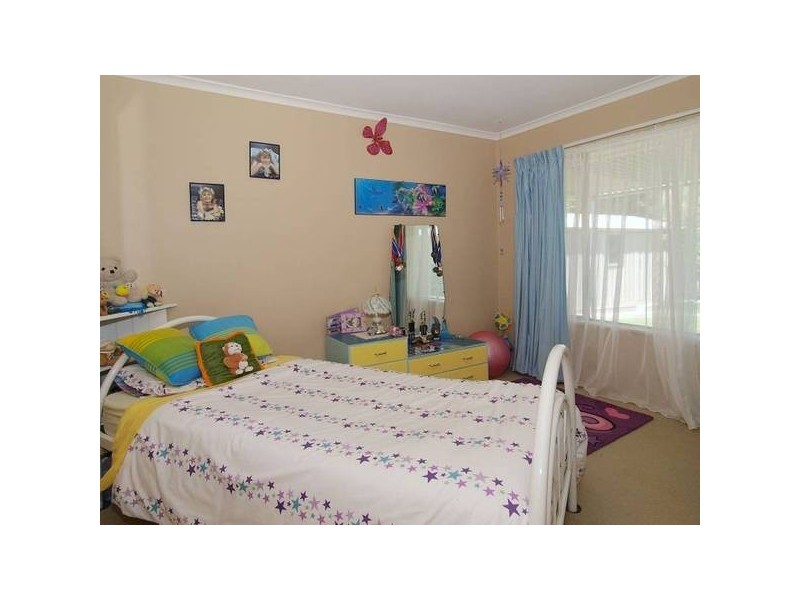 8 Sandford Avenue, Mount Barker SA 5251
