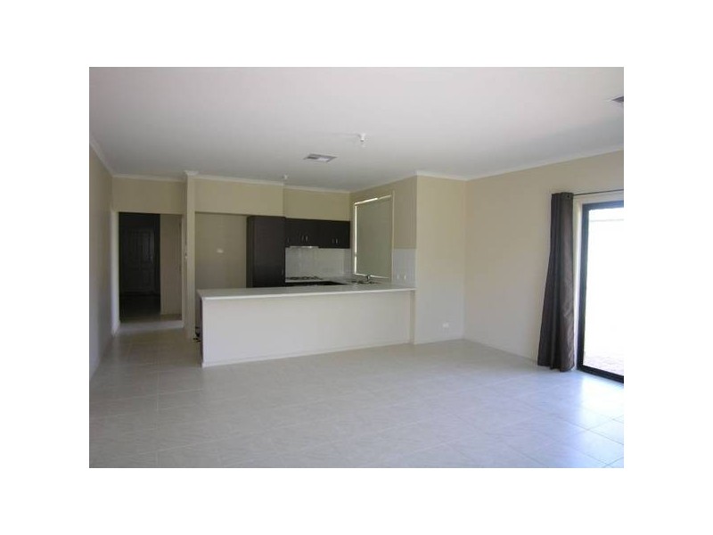 69 Albert Road, Mount Barker SA 5251