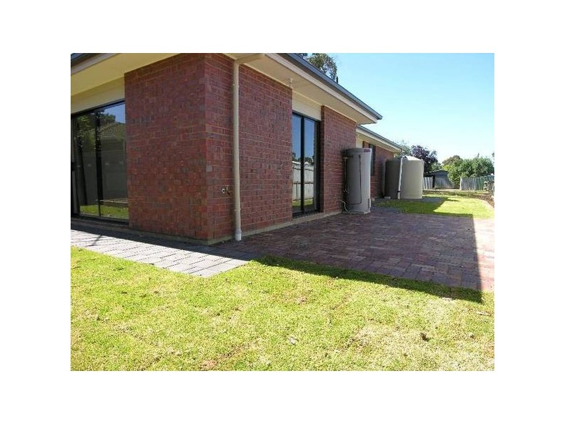 69 Albert Road, Mount Barker SA 5251