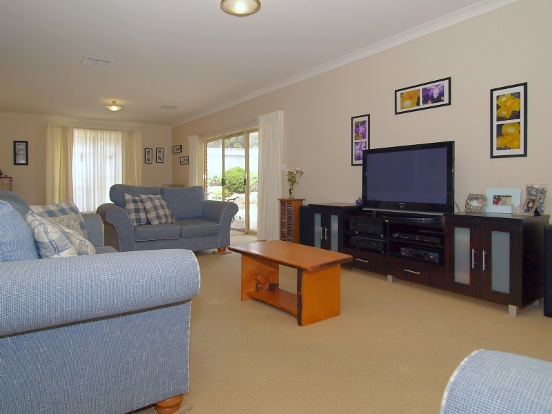 56 Jacaranda Drive, Woodside SA 5244