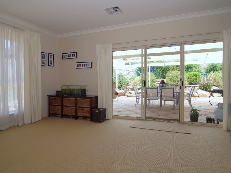 56 Jacaranda Drive, Woodside SA 5244