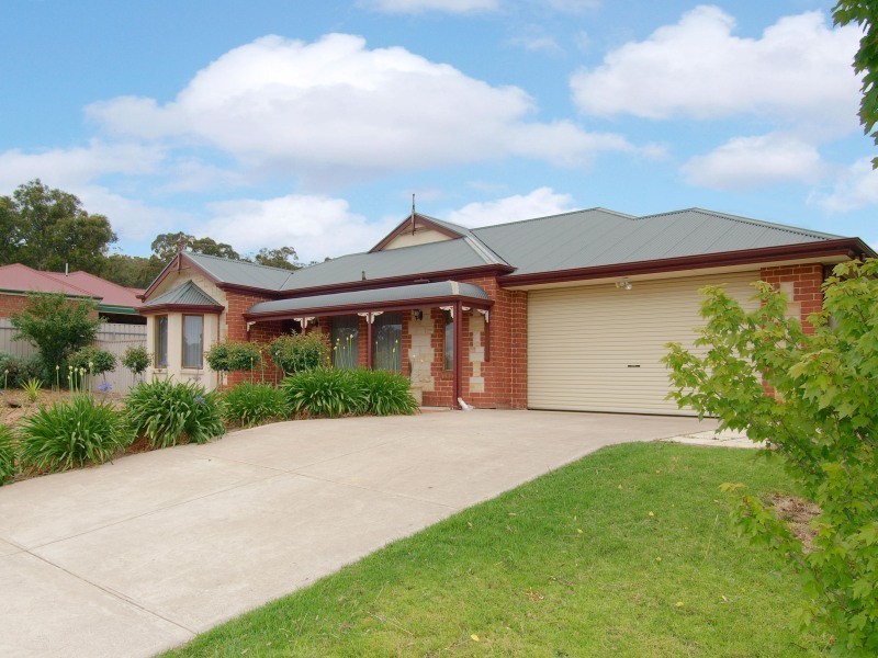 56 Jacaranda Drive, Woodside SA 5244