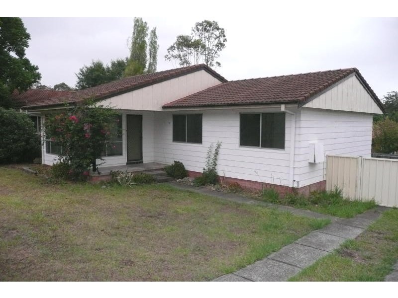 13 Deakin Crescent, Taree NSW 2430