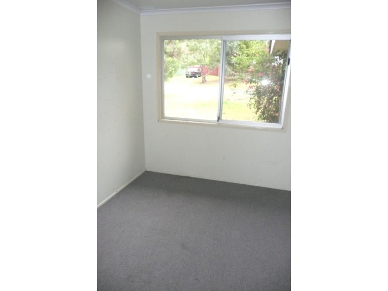 13 Deakin Crescent, Taree NSW 2430