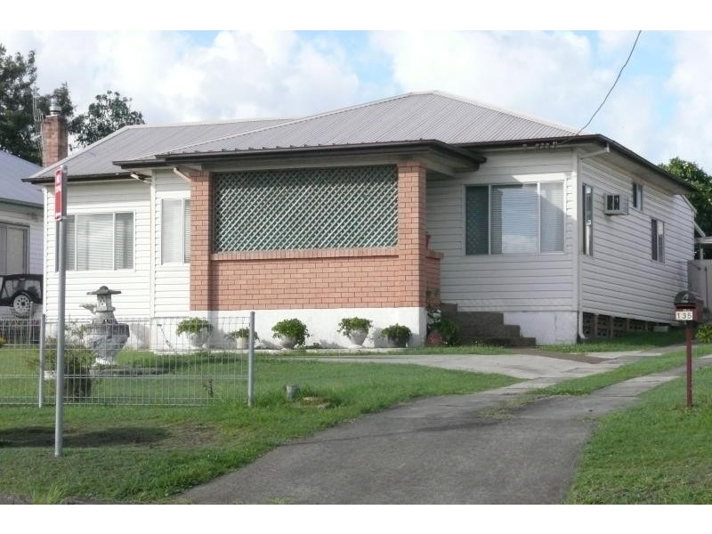 135 Commerce Street, Taree NSW 2430