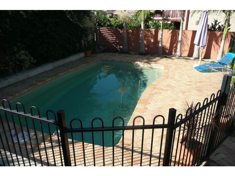 16 Alonbar Crescent, Taree NSW 2430