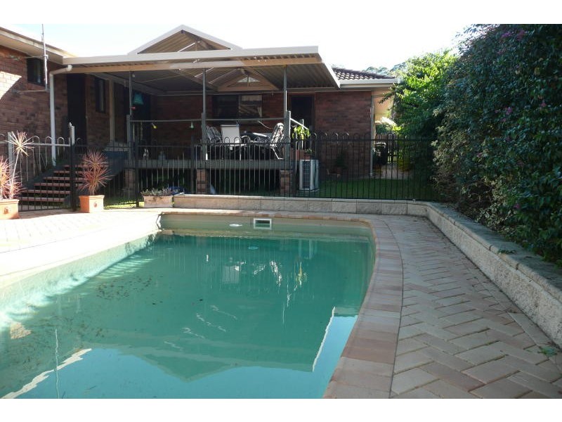 16 Alonbar Crescent, Taree NSW 2430