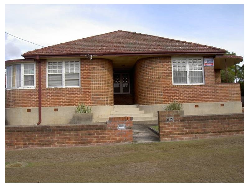 1/4 Boomerang Street, Taree NSW 2430