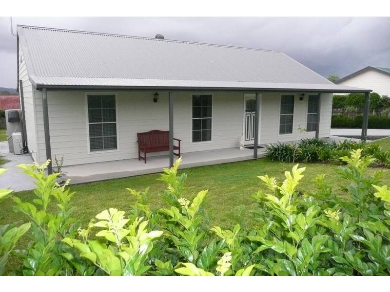 6-8-10 Waterman Close, Tinonee NSW 2430