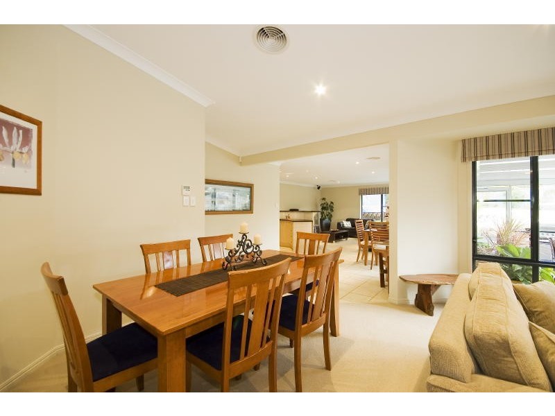 48 Killawarra Drive, Taree NSW 2430