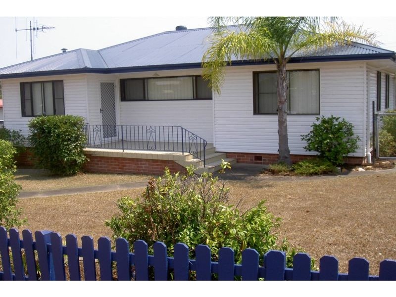 23 Hooke Street, Taree NSW 2430