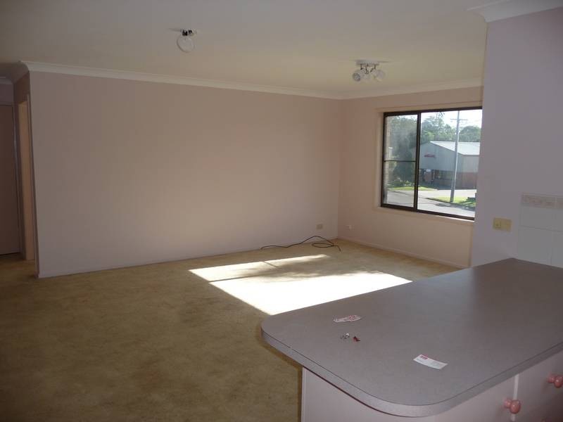 17 Elizabeth Avenue, Taree NSW 2430