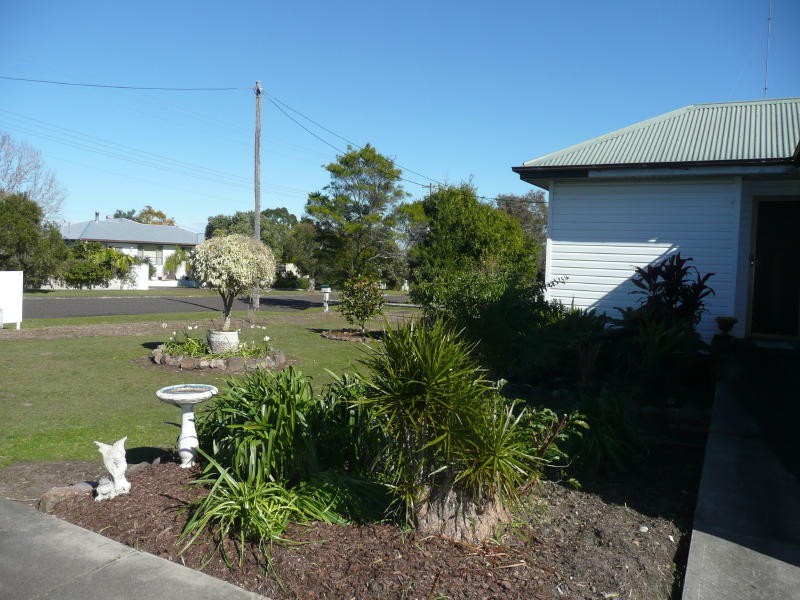 11 Hooke Street, Taree NSW 2430