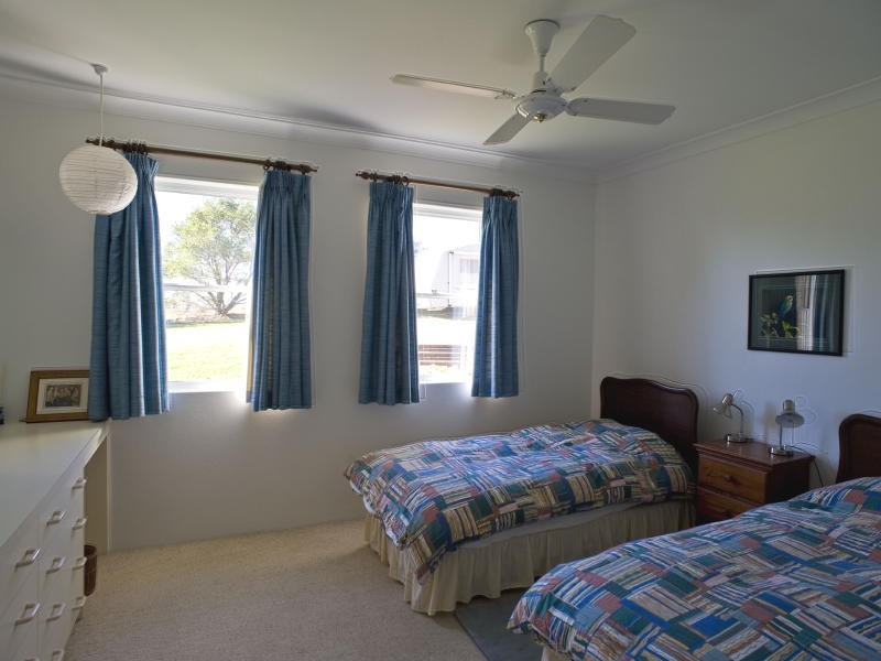 193 Diamond Beach Road, Hallidays Point NSW 2430