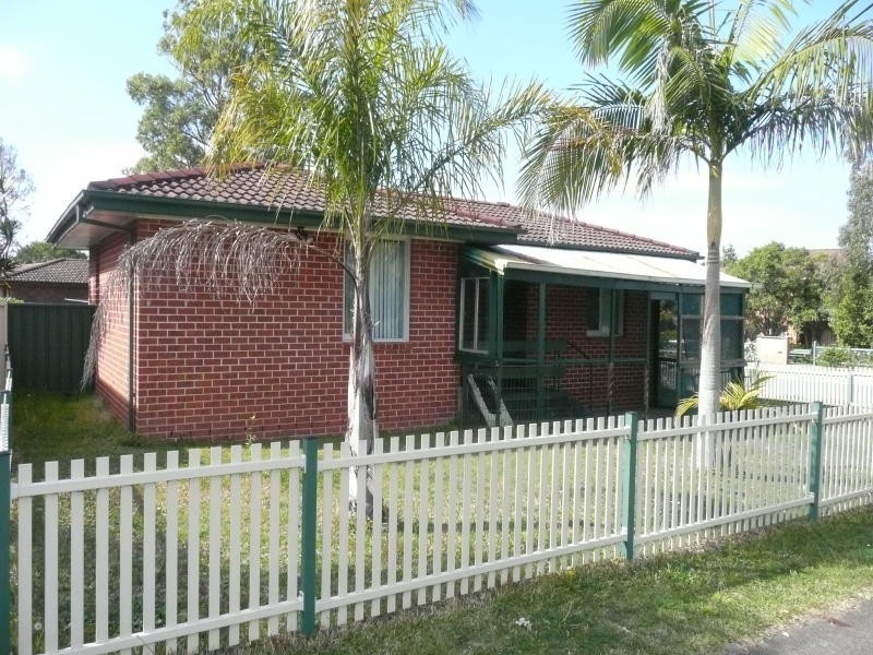 4 Dunoon Street, Taree NSW 2430