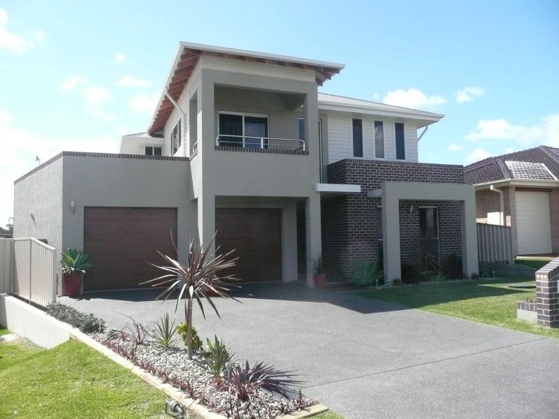 9 Joseph Andrews Crescent, Taree NSW 2430