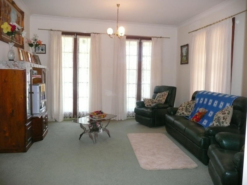 37 Dugdale Avenue, Taree NSW 2430