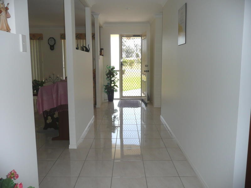 2 Mullalone Place, Taree NSW 2430