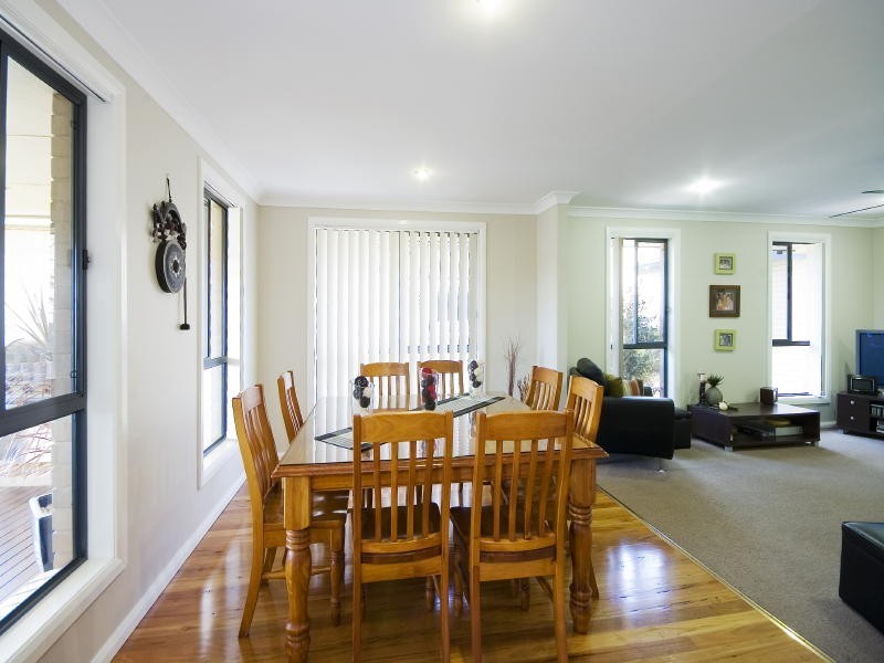 5 Narla Place, Taree NSW 2430