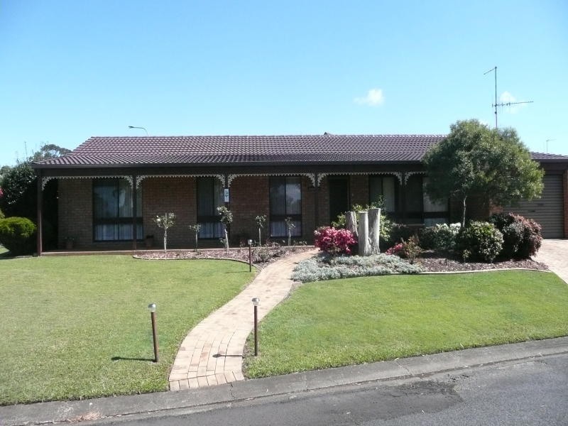 6 Japonica Road, Taree NSW 2430