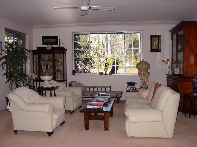 8 Farmborough Close, Taree NSW 2430