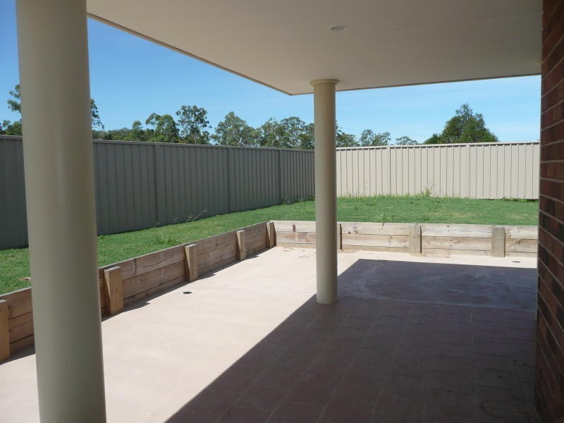 2 Pyrus Drive, Taree NSW 2430