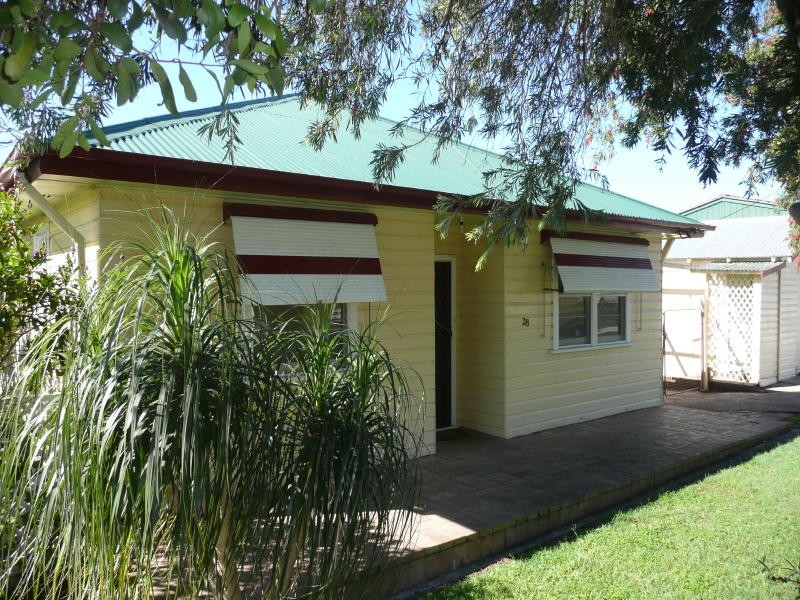 28 Robertson Street, Taree NSW 2430