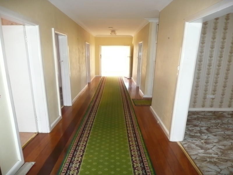 28 Robertson Street, Taree NSW 2430