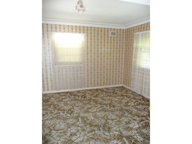 28 Robertson Street, Taree NSW 2430