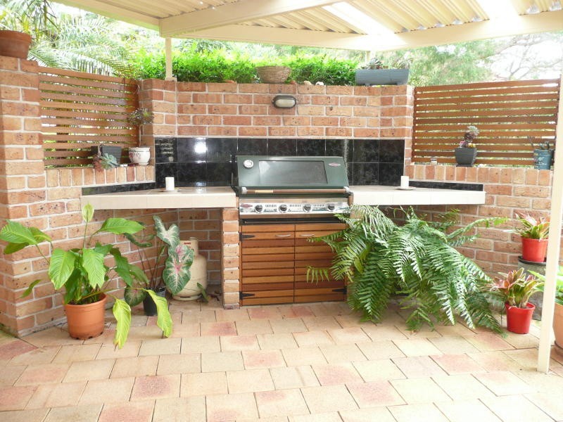 12 Silky Ash Close, Old Bar NSW 2430