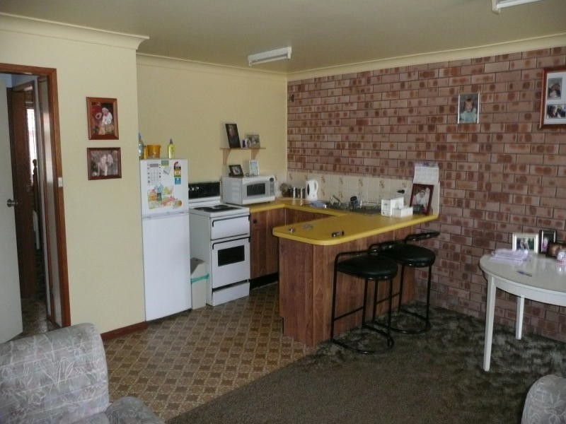 Unit 2 / 6 Wilga Street, Taree NSW 2430