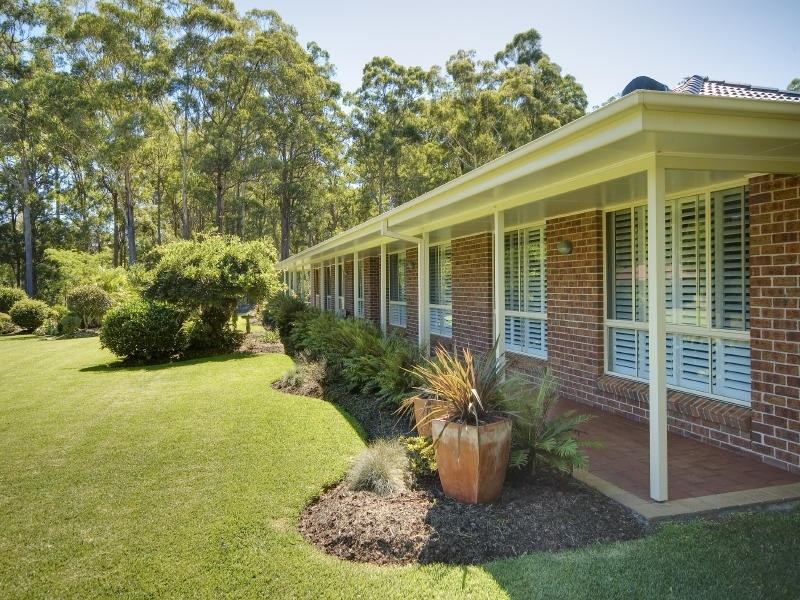 17 South Heron Road, Old Bar NSW 2430